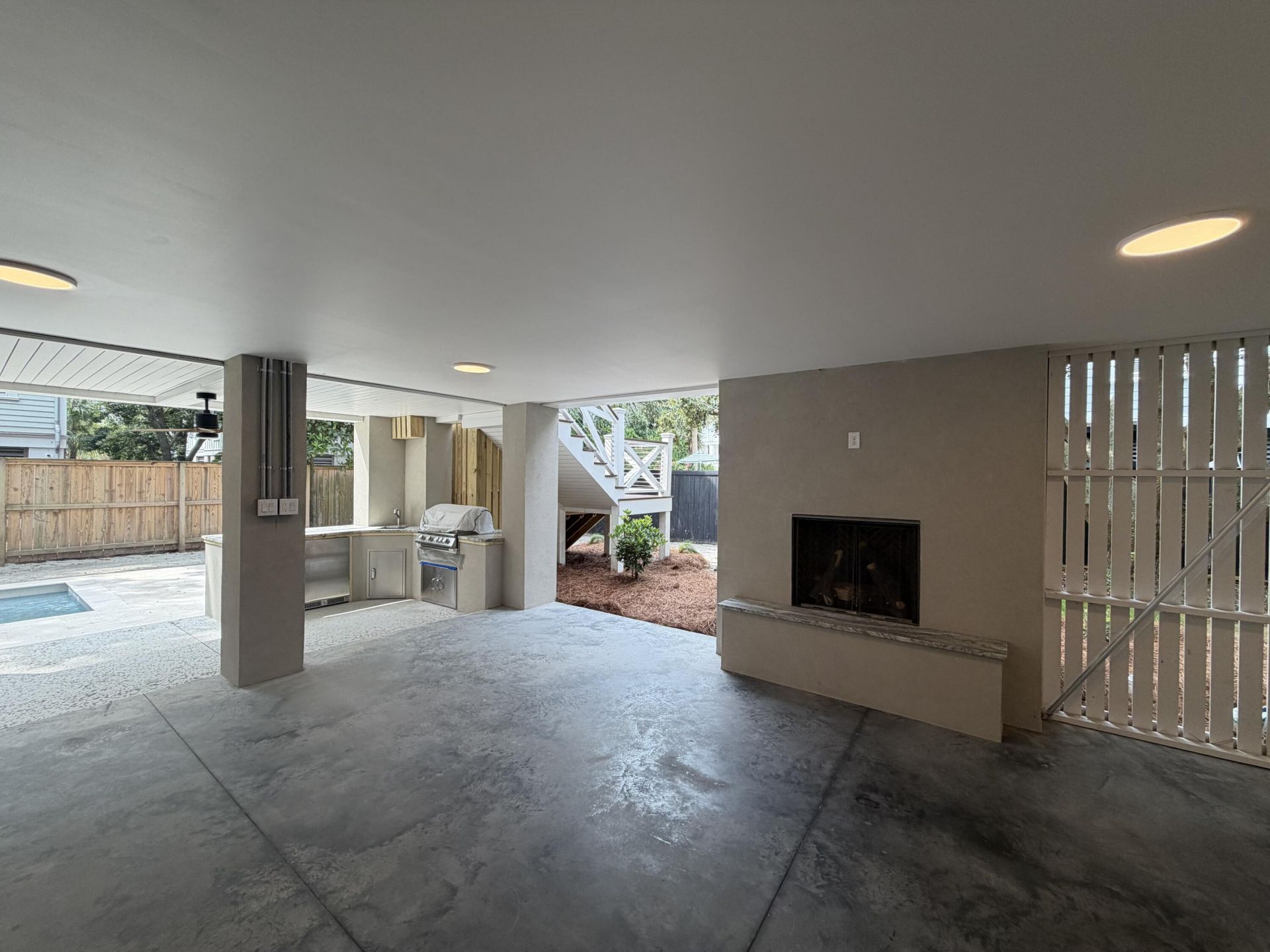 3802 Cameron Boulevard Photo 31