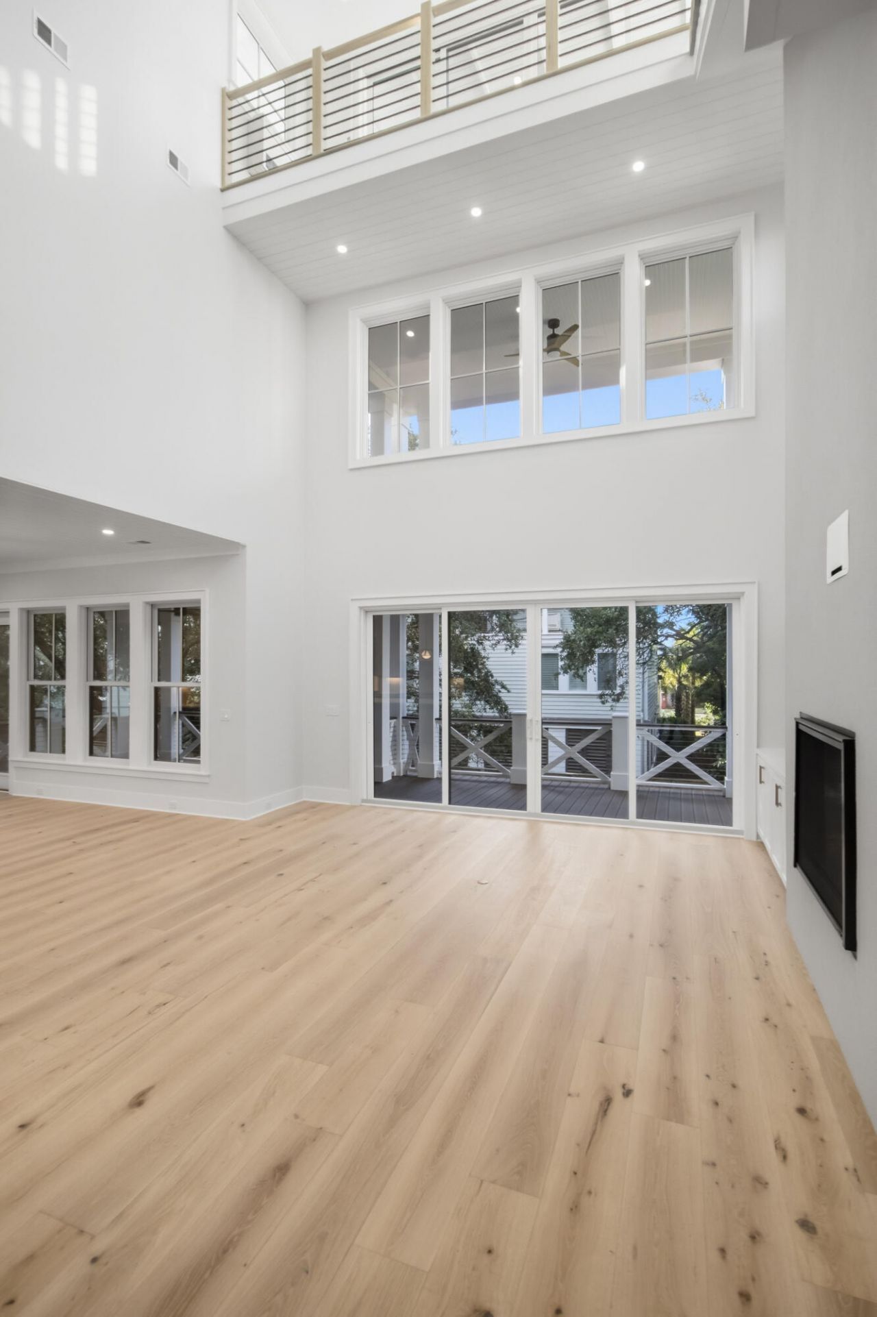 3802 Cameron Boulevard Photo 6