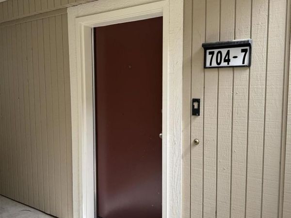 704 Hermes, Hercules, CA 94547
