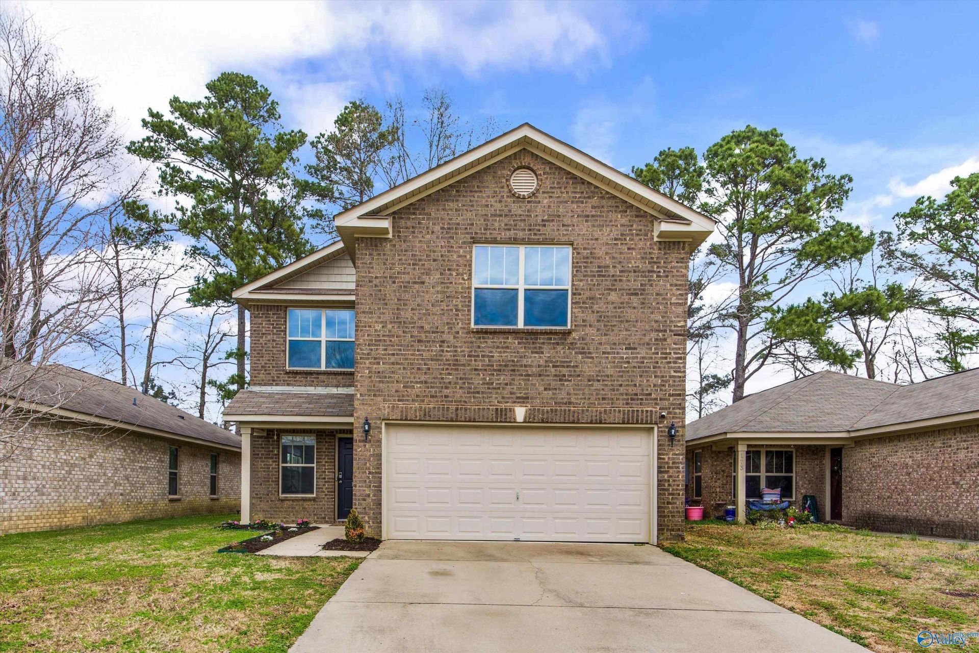 171 Sedgewick Drive, Owens Cross Roads, AL 35763 Main Photo