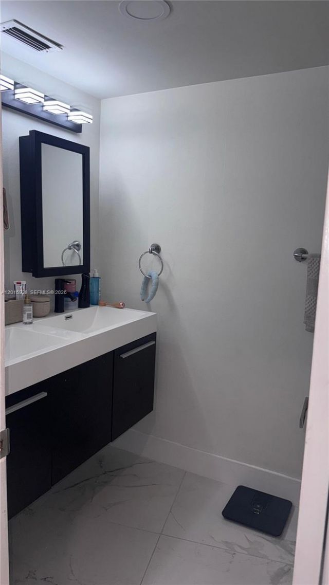 1701 NE 191st St , Unit A104, Miami, FL 33179 Photo