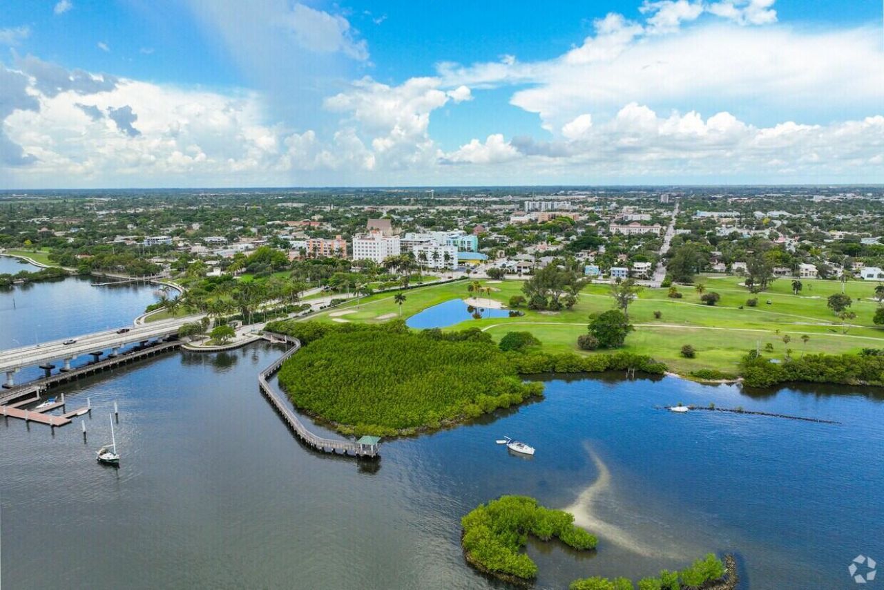 706 N Palmway, Unit A, Lake Worth Beach, FL 33460 Photo