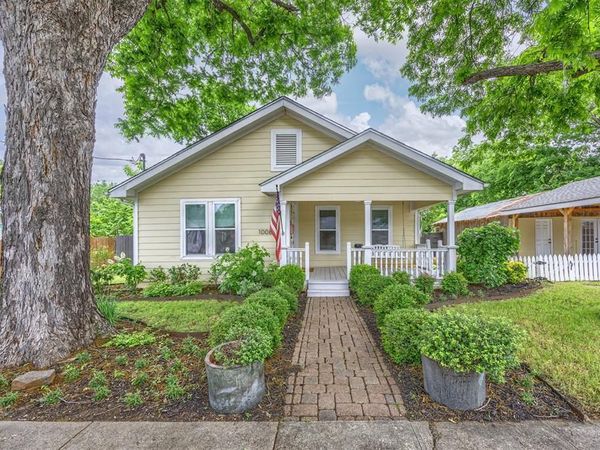 1008 Sherman Street , McKinney, TX 75069
