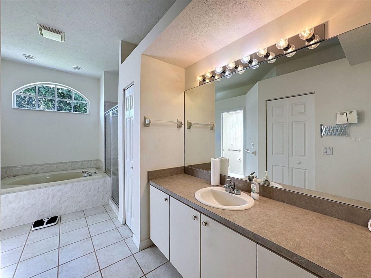 7839 Roundelay Drive , New Port Richey, FL 34654 Photo