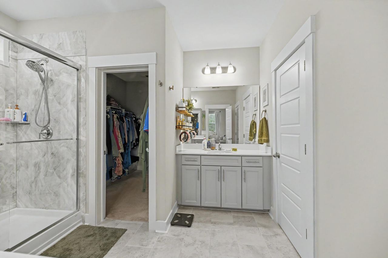4413 Louisa Lane Photo 8