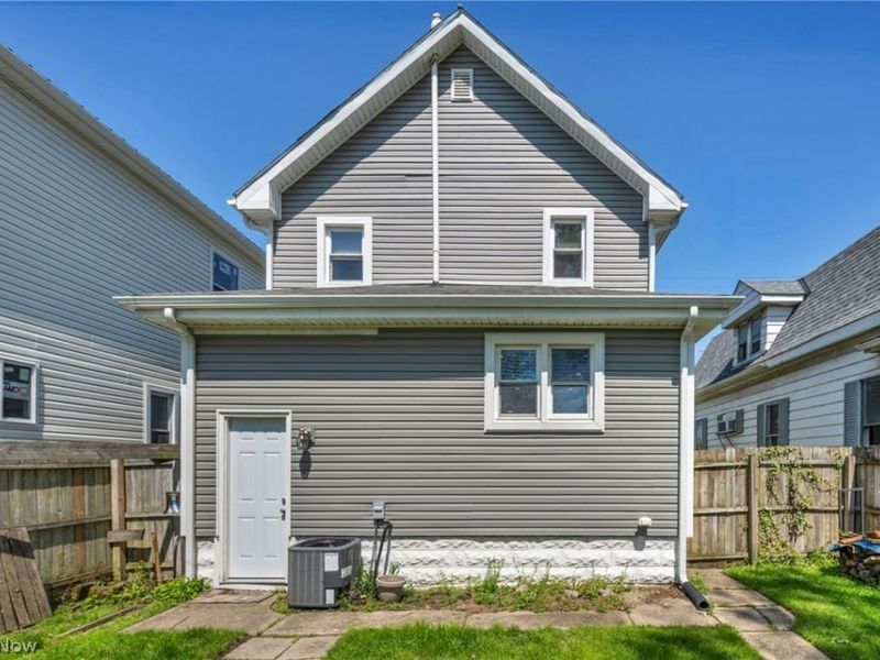 1646 Walnut Boulevard, Ashtabula, OH 44004 Photo 23