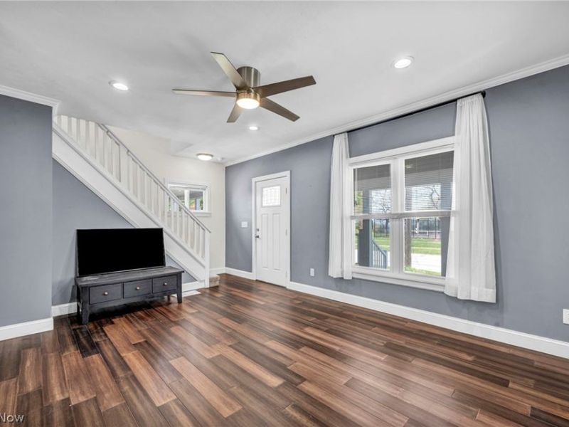 1646 Walnut Boulevard, Ashtabula, OH 44004 Photo 6