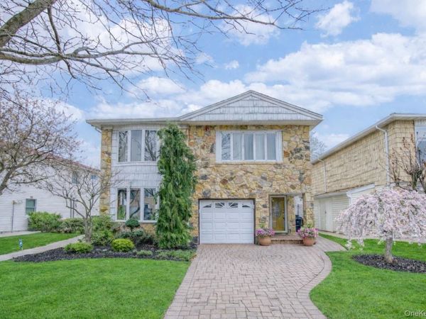 132 Forest Street , Staten Island, NY 10314