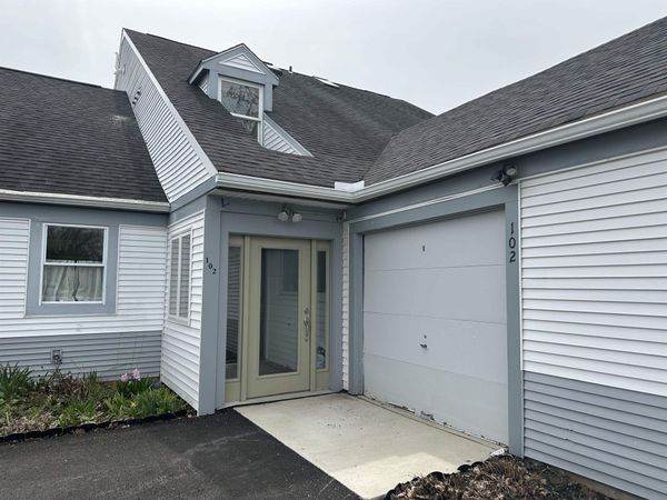 5 Bowman Road, Unit 102, Vergennes, VT 05491