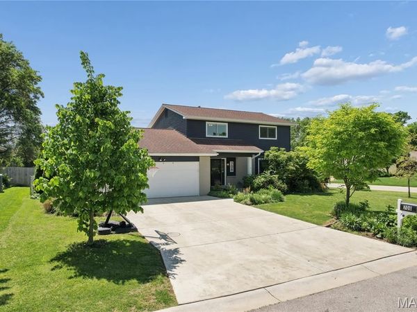 708 Willow Wood Court, St Charles, MO 63303