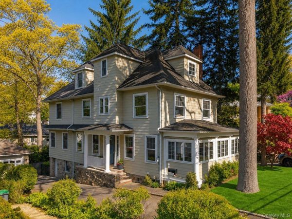 33 Young Avenue, Pelham, NY 10803