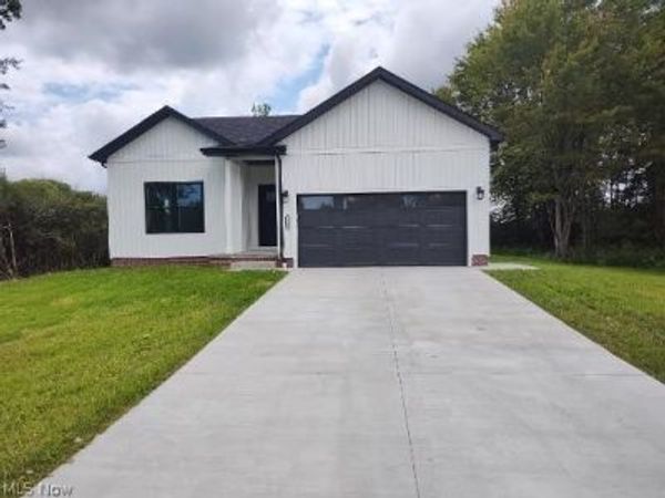 1787 Morning Star Drive, Roaming Shores, OH 44084
