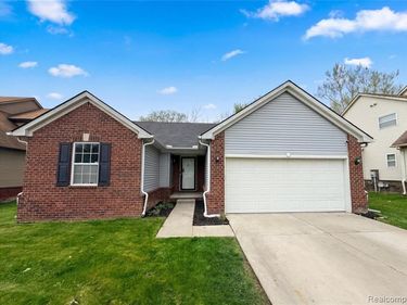 5988 Treetops Drive, Romulus, MI 48174