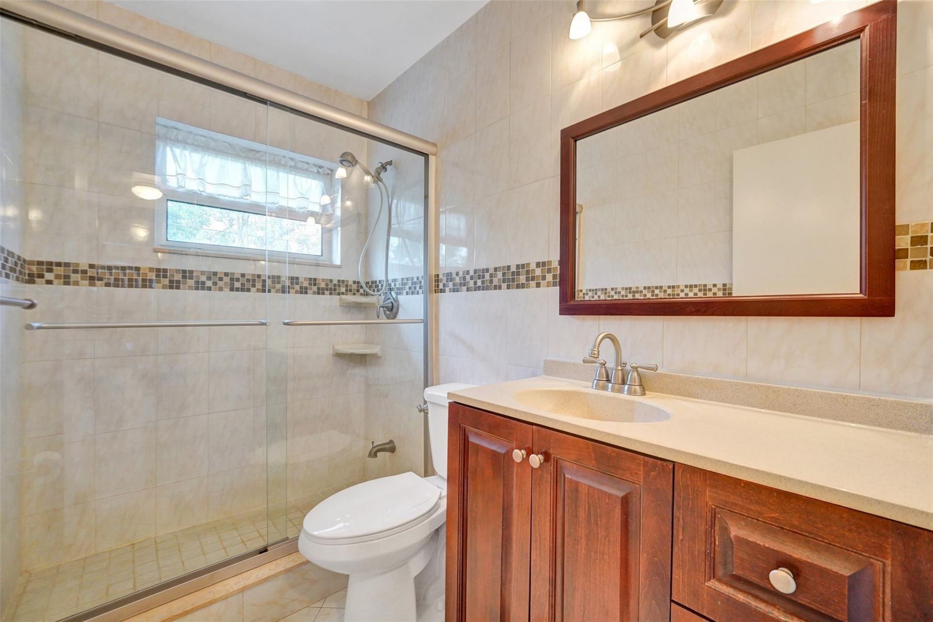 1300 N 12th Court, Unit 7b, Hollywood, FL 33019 Photo