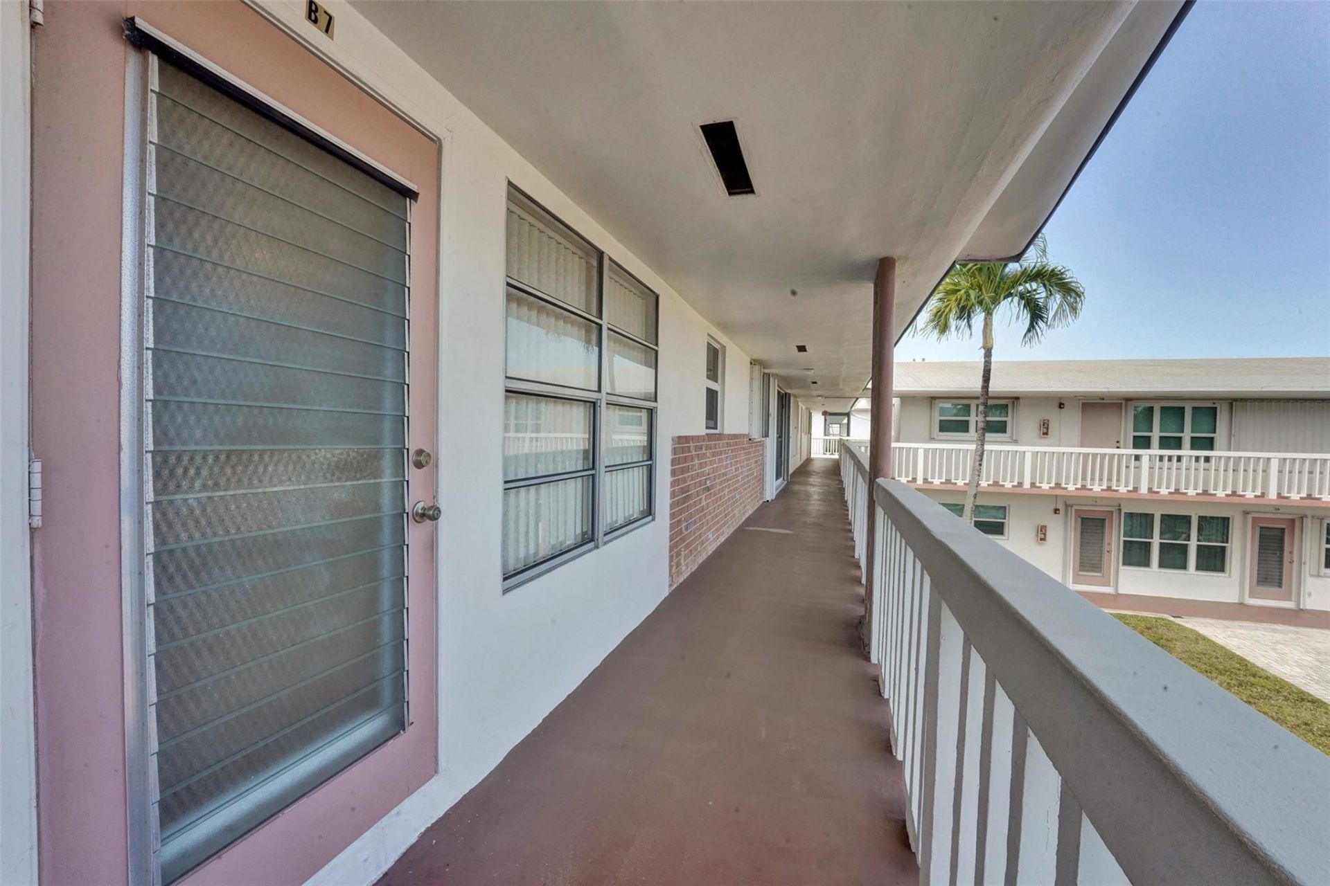 1300 N 12th Court, Unit 7b, Hollywood, FL 33019 Photo