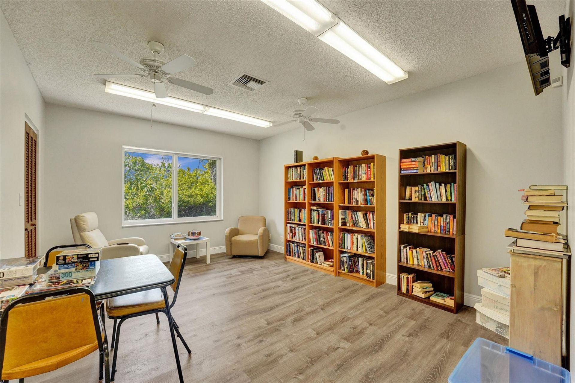 1300 N 12th Court, Unit 7b, Hollywood, FL 33019 Photo