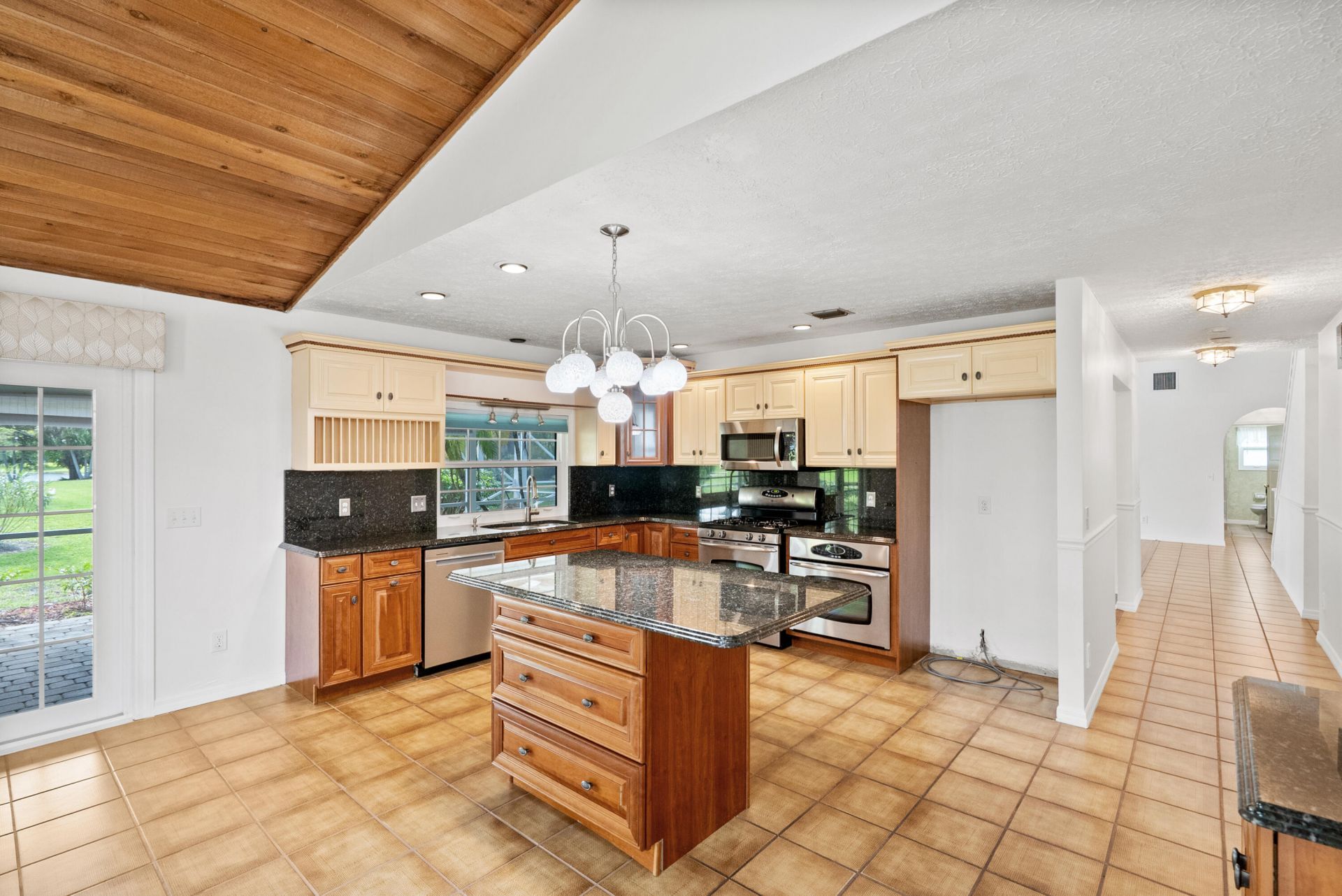 2415 NW Cove View, Stuart, FL 34994 Photo