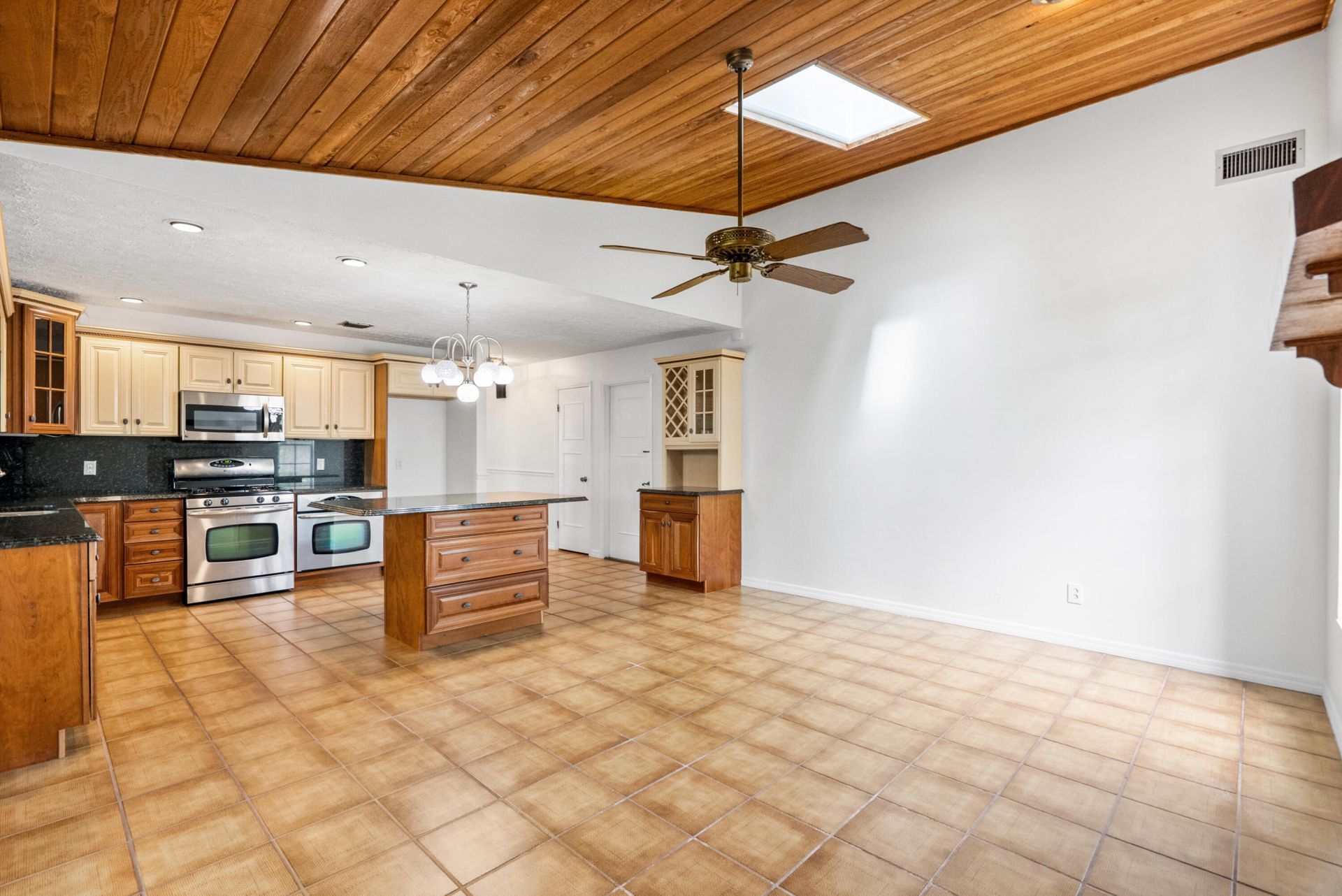2415 NW Cove View, Stuart, FL 34994 Photo