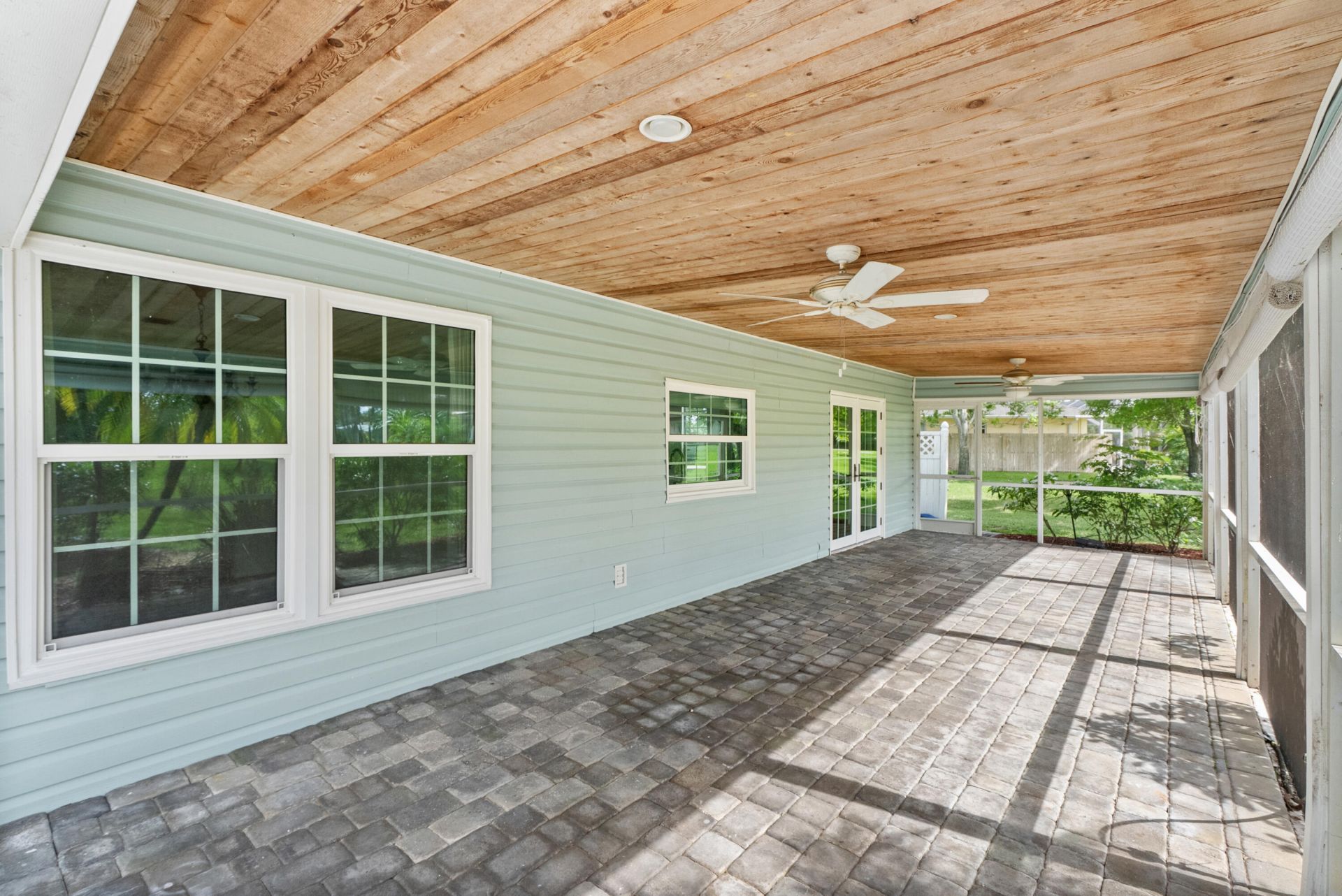 2415 NW Cove View, Stuart, FL 34994 Photo