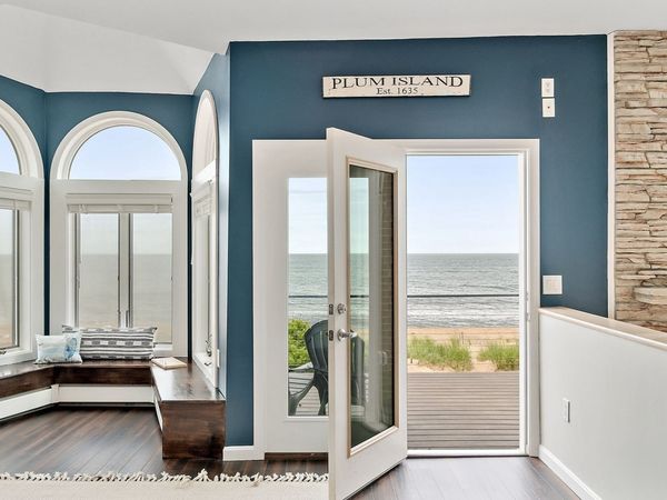 4 Northern Blvd, Newbury, MA 01951