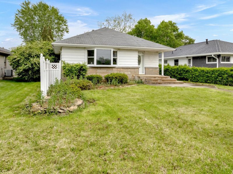 492 Forest Lawn Boulevard, Marion, OH 43302 Photo 3
