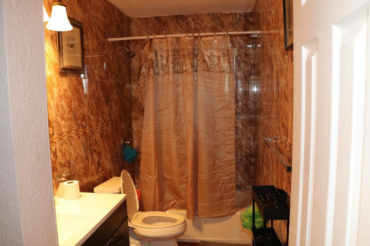 1731 NE 1st Avenue, Pompano Beach, FL 33060 Photo