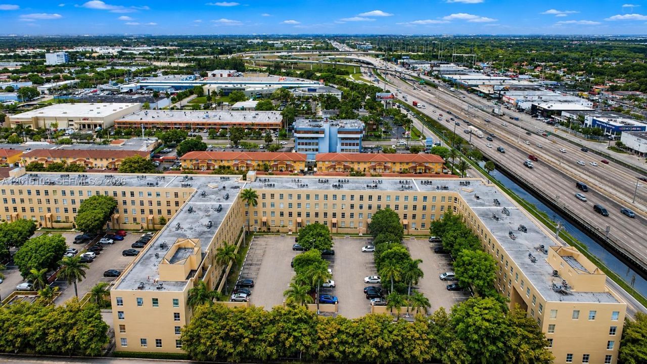 7400 W 20th Ave , Unit 312, Hialeah, FL 33016 Photo