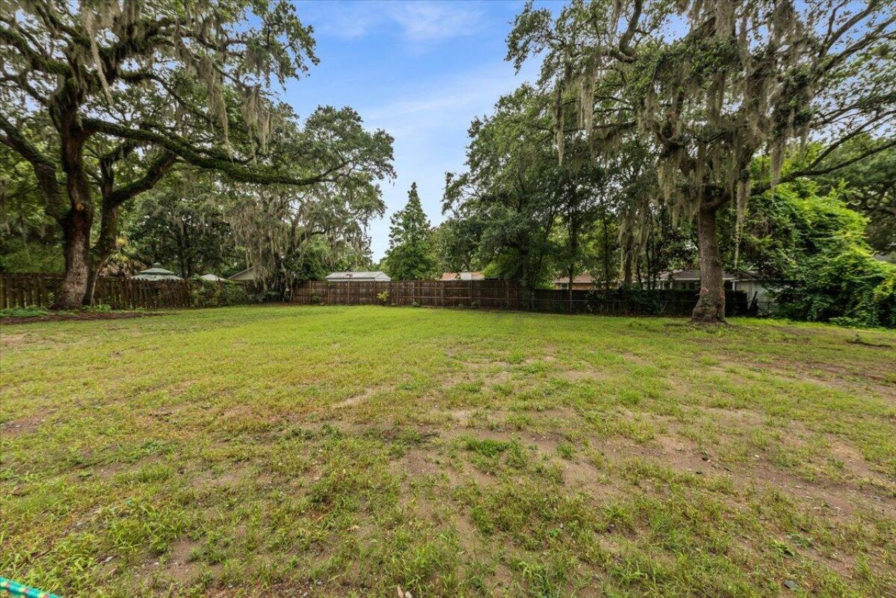 1156 Russell Drive Photo 30