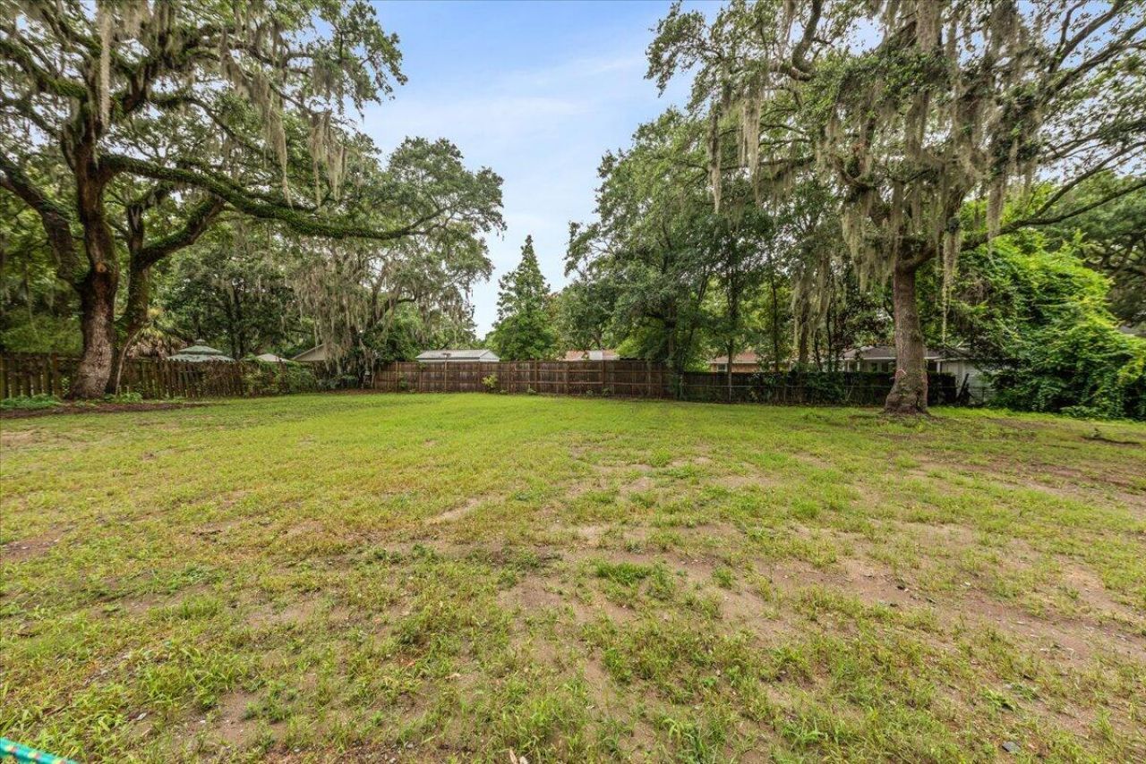1156 Russell Drive Photo 31