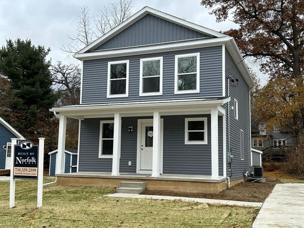 410 W Morrell Street, Jackson, MI 49203