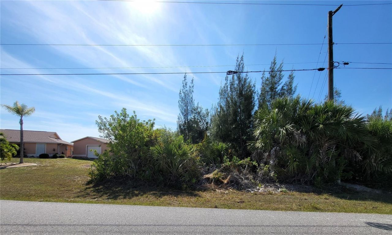 9598 Spring Circle , Port Charlotte, FL 33981 Photo