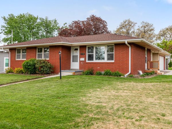 3300 SE 8th Street, Des Moines, IA 50315