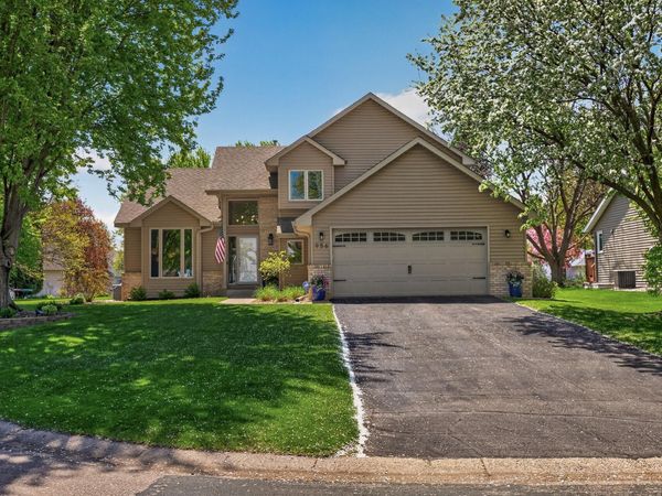 956 Trillium Court, Eagan, MN 55123