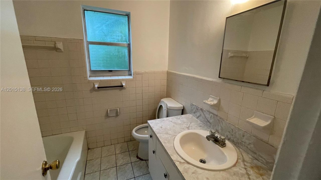 5200 NW 16th St, Lauderhill, FL 33313 Photo