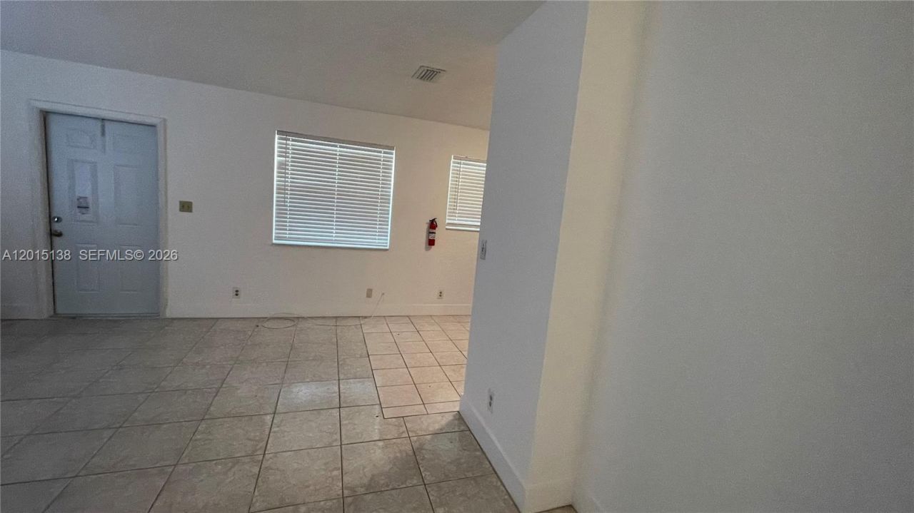 5200 NW 16th St, Lauderhill, FL 33313 Photo