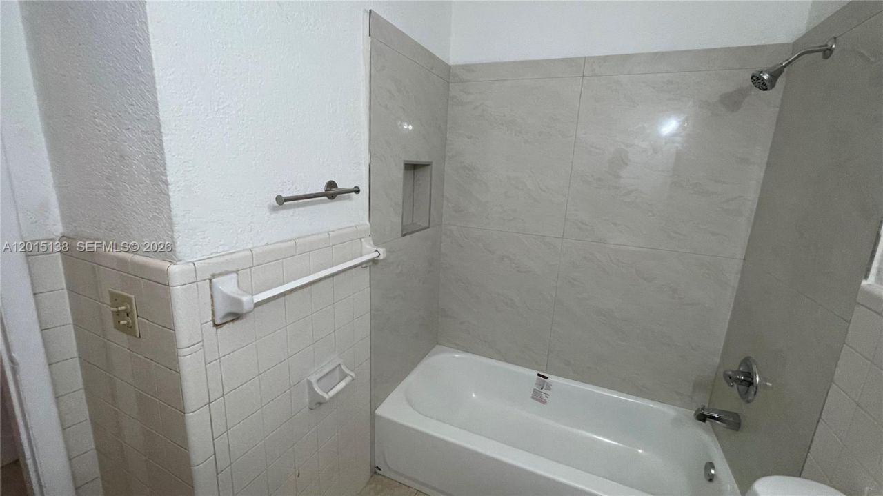 5200 NW 16th St, Lauderhill, FL 33313 Photo