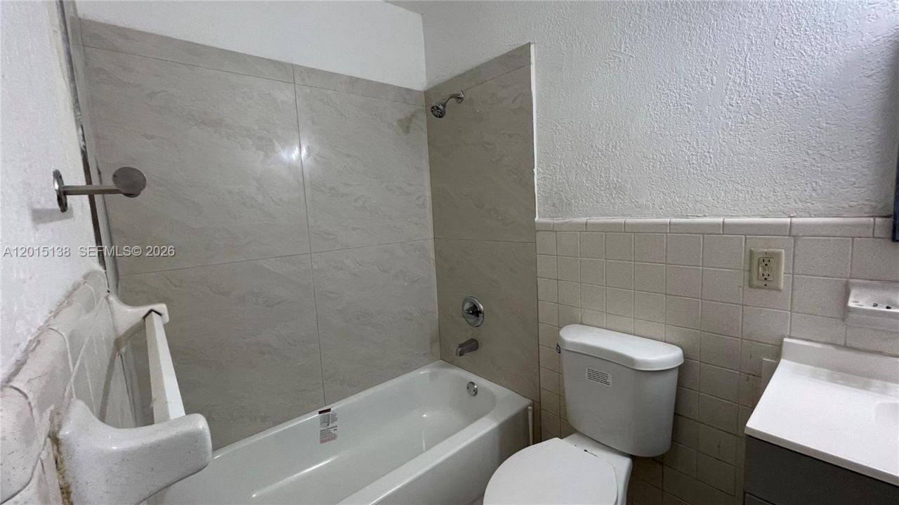 5200 NW 16th St, Lauderhill, FL 33313 Photo