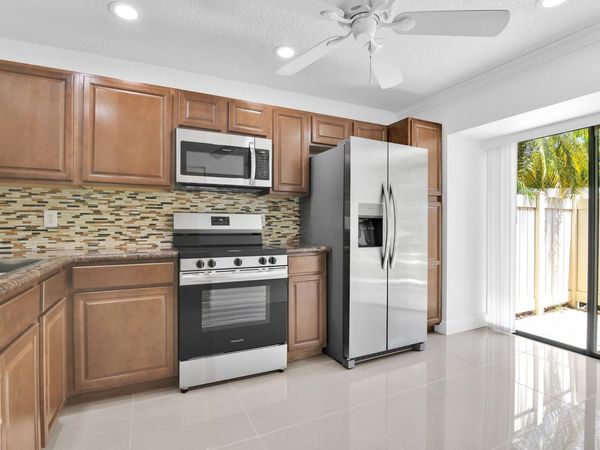 4821 NW 22nd Street, Coconut Creek, FL 33063