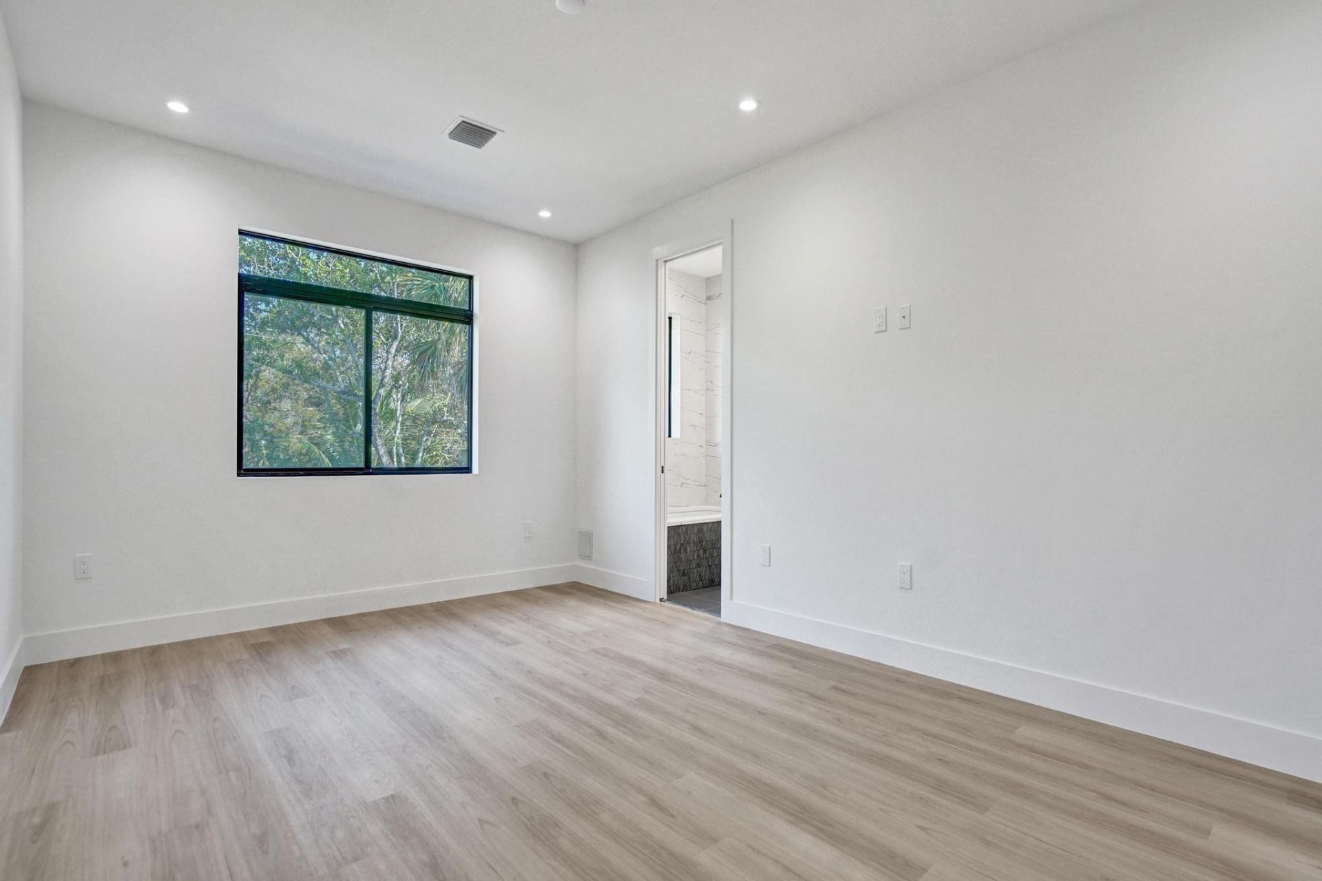 604 SW 7th Avenue, Fort Lauderdale, FL 33315 Photo