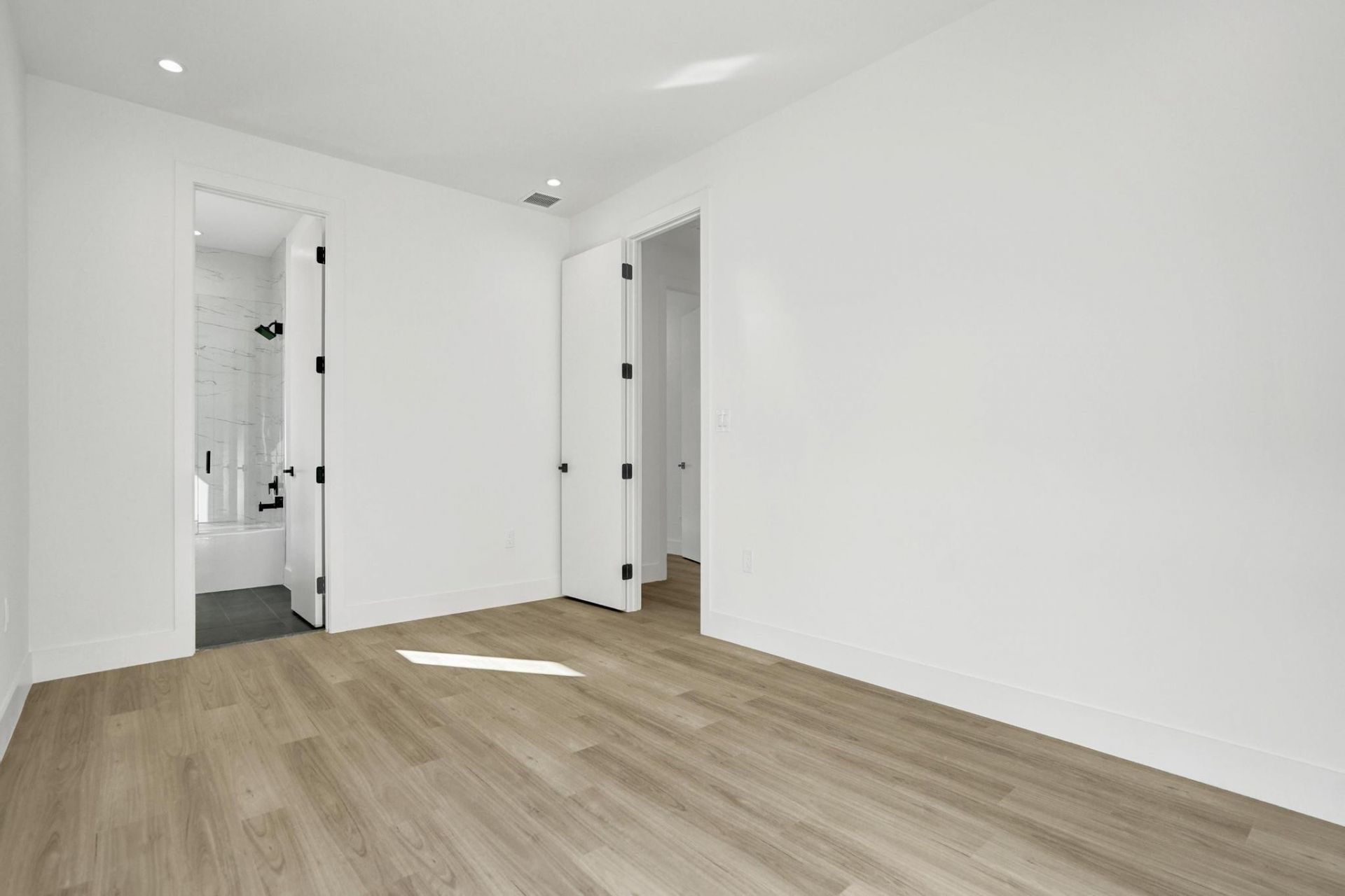 604 SW 7th Avenue, Fort Lauderdale, FL 33315 Photo