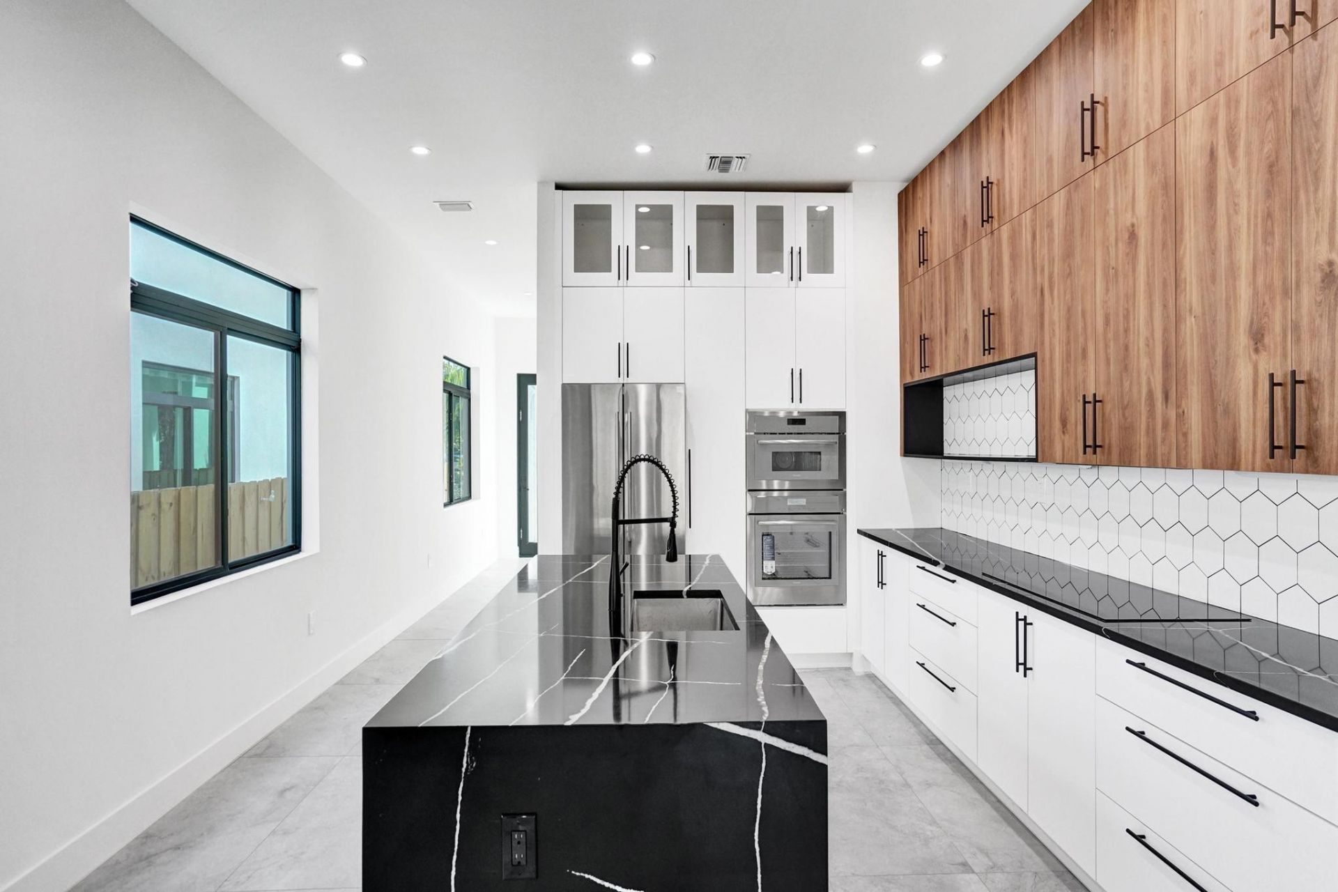 604 SW 7th Avenue, Fort Lauderdale, FL 33315 Photo