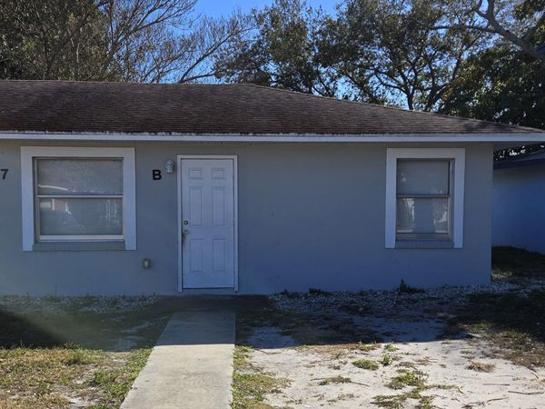1407 E Avenue E, Unit B, Fort Pierce, FL 34950