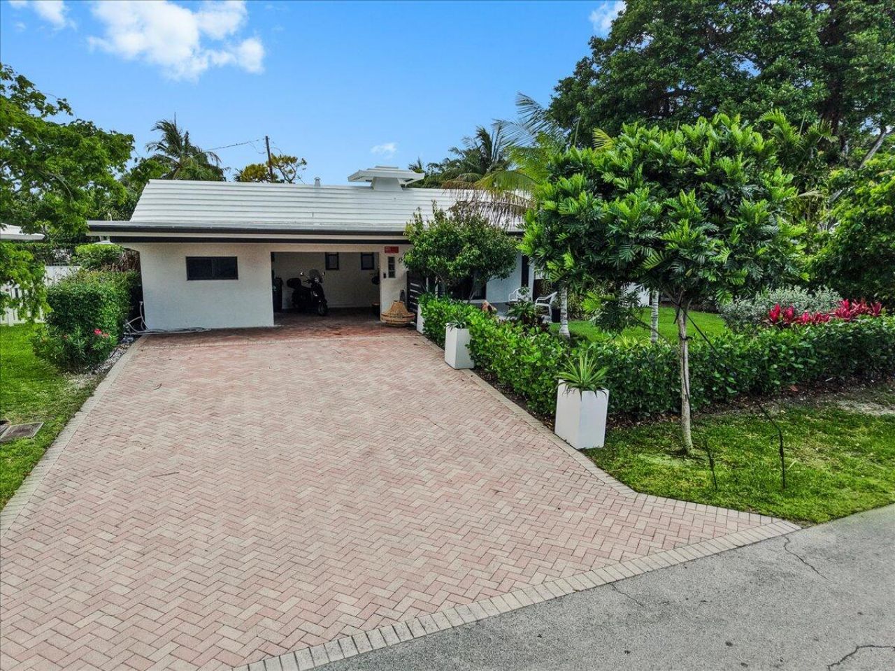 2611 SE 21 Street, Fort Lauderdale, FL 33316 Photo