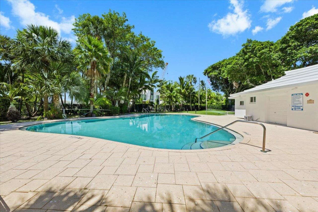 2611 SE 21 Street, Fort Lauderdale, FL 33316 Photo