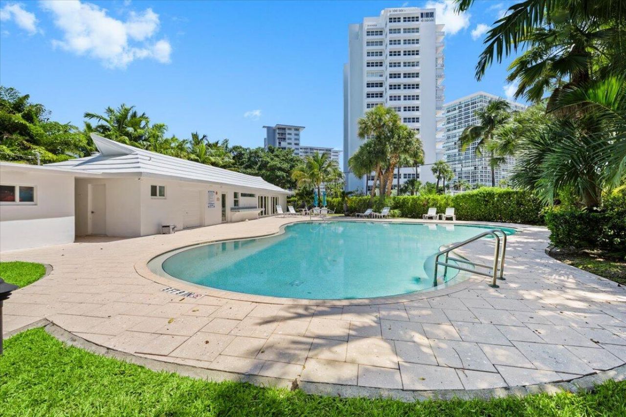 2611 SE 21 Street, Fort Lauderdale, FL 33316 Photo