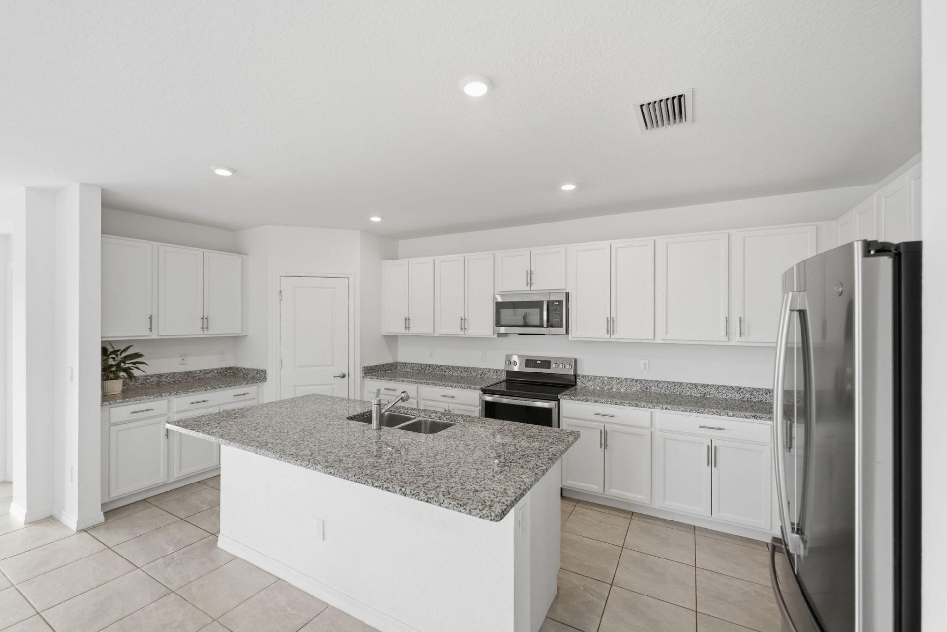 4633 SW Savona Boulevard, Port Saint Lucie, FL 34953 Photo