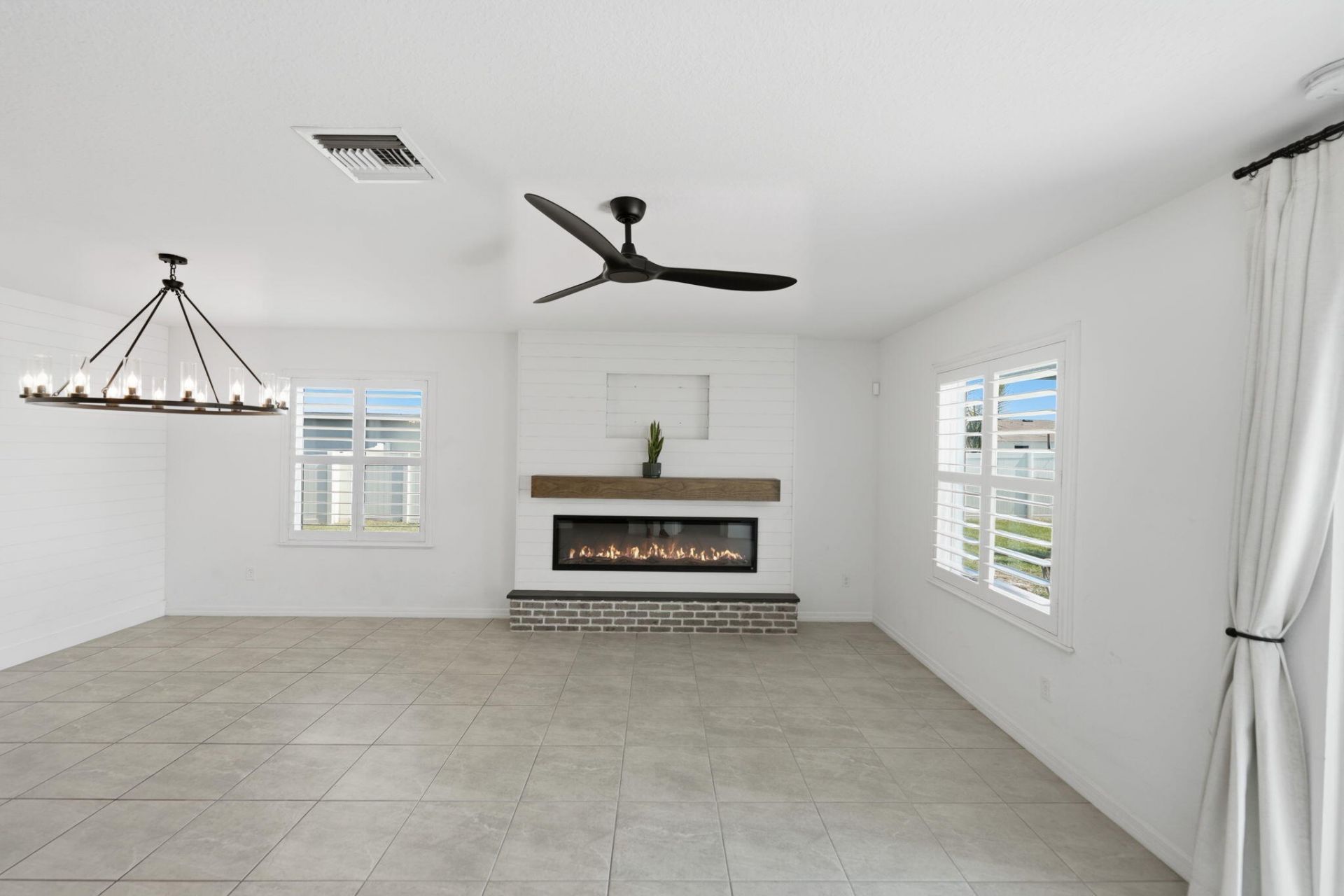 4633 SW Savona Boulevard, Port Saint Lucie, FL 34953 Photo