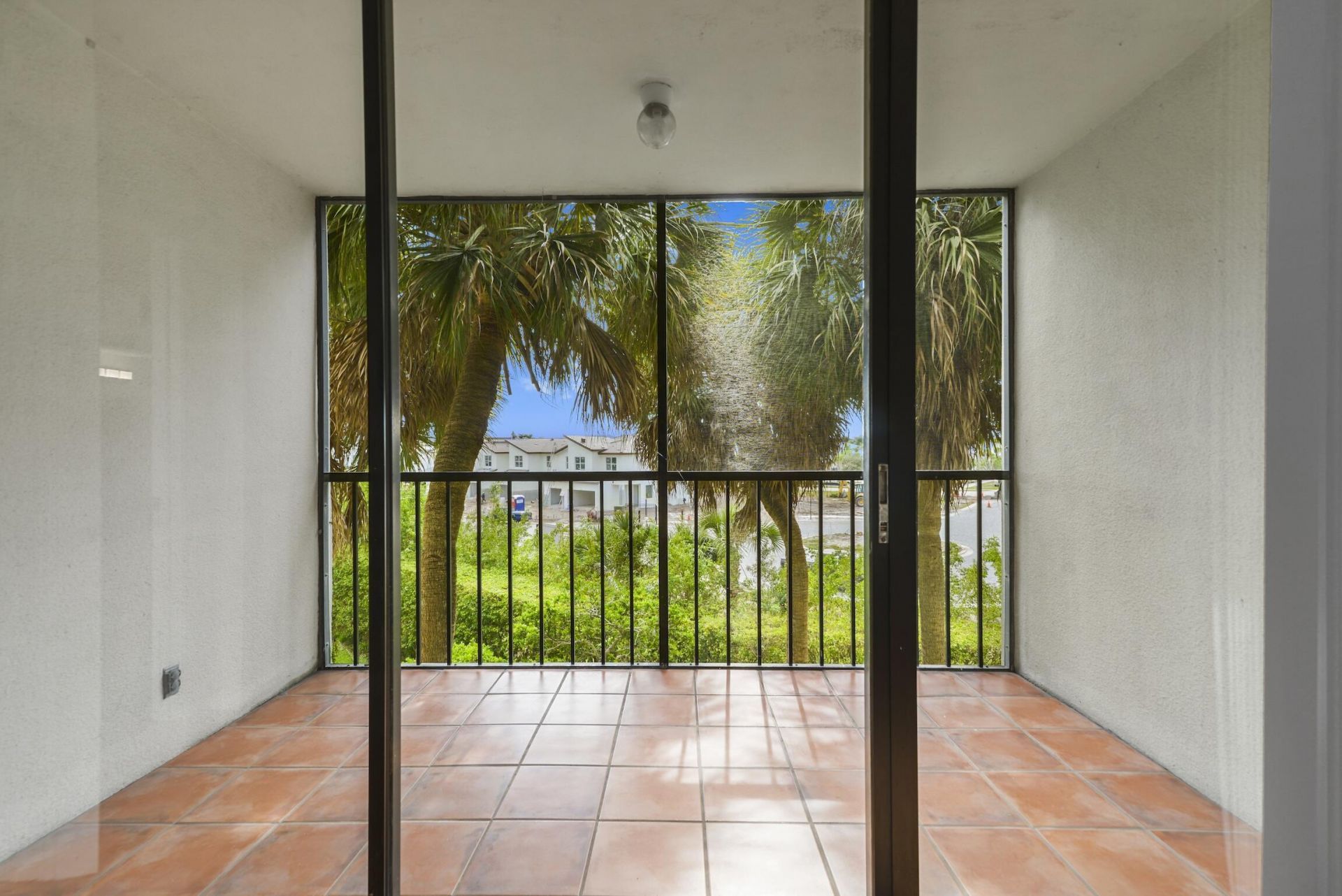 5951 Wellesley Park Drive, Unit 304, Boca Raton, FL 33433 Photo