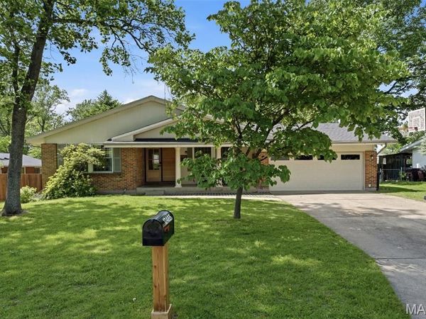 12465 Cape Cod Drive , Unincorporated, MO 63146