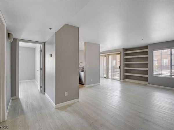 2110 Sealion Drive, Unit 104, Las Vegas, NV 89128